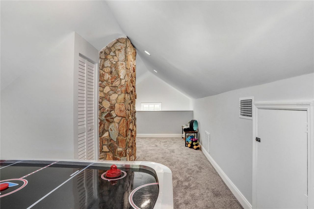 1960 Mckinley Street, Clearwater, FL 33765 Photo