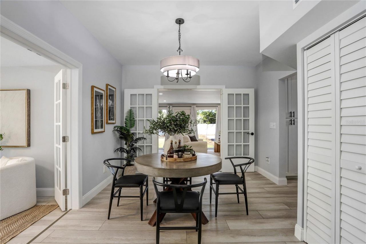 1960 Mckinley Street, Clearwater, FL 33765 Photo