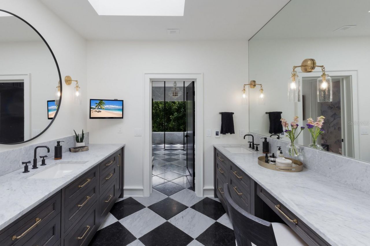 3709 Beneva Oaks, Sarasota, FL 34238 Photo