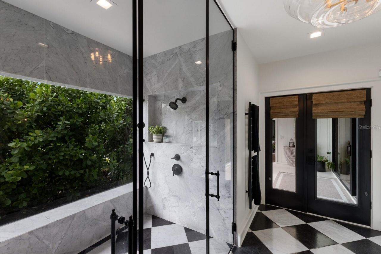 3709 Beneva Oaks, Sarasota, FL 34238 Photo