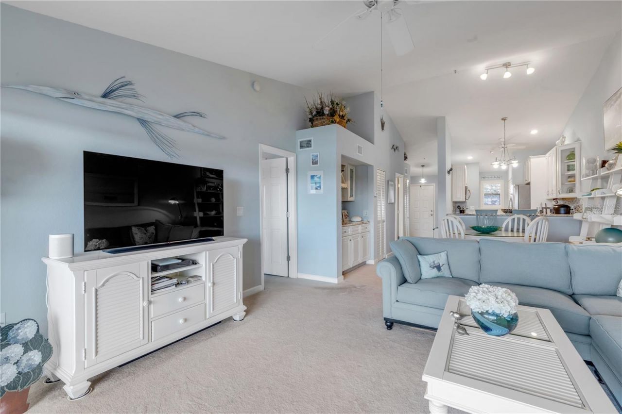 460 Bouchelle Drive, Unit 304, New Smyrna Beach, FL 32169 Photo