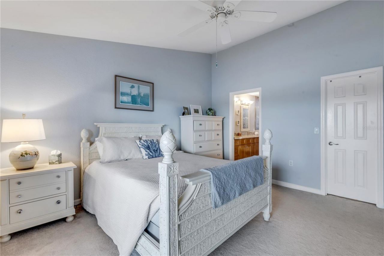 460 Bouchelle Drive, Unit 304, New Smyrna Beach, FL 32169 Photo