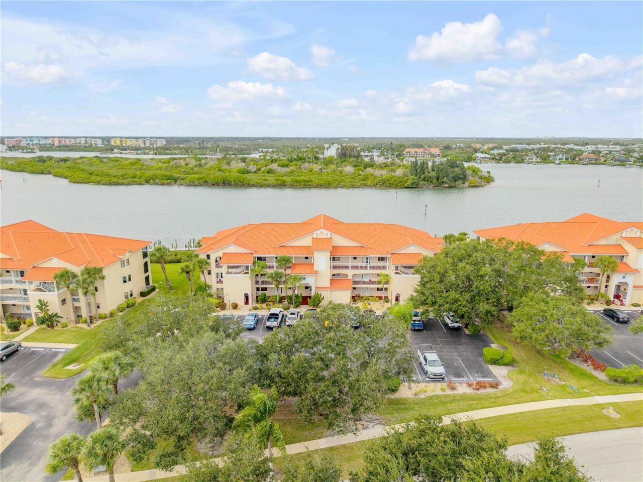 460 Bouchelle Drive, Unit 304, New Smyrna Beach, FL 32169 Photo