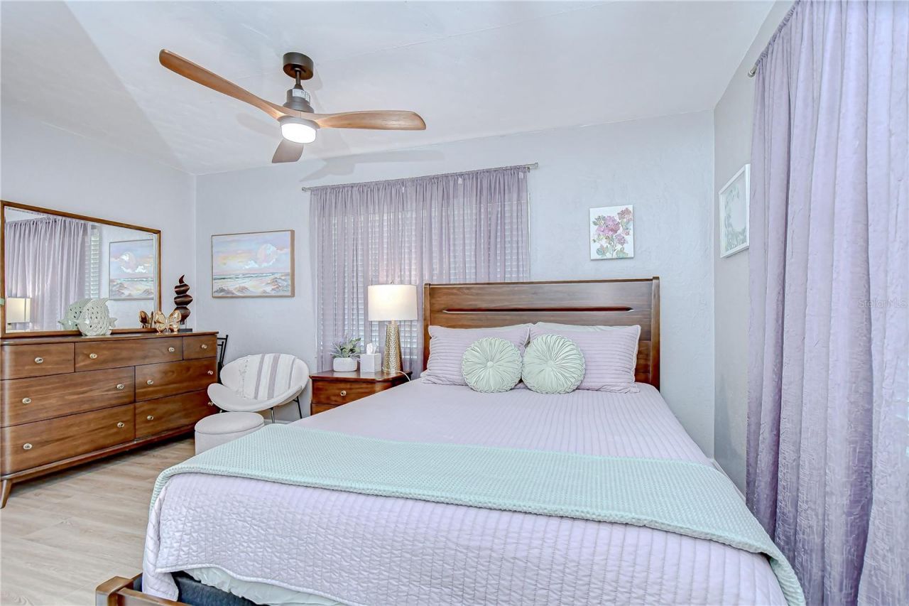 130 63rd Street S, Saint Petersburg, FL 33707 Photo