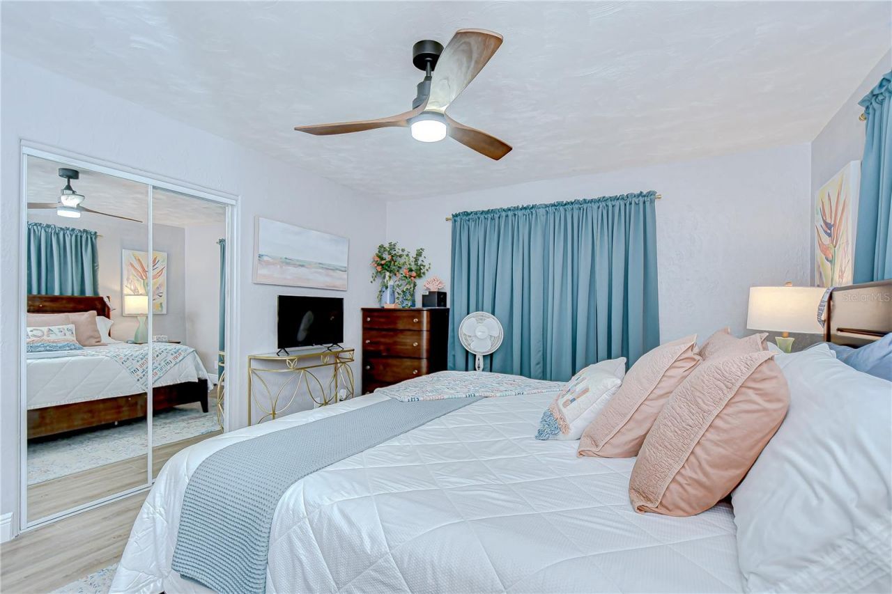 130 63rd Street S, Saint Petersburg, FL 33707 Photo