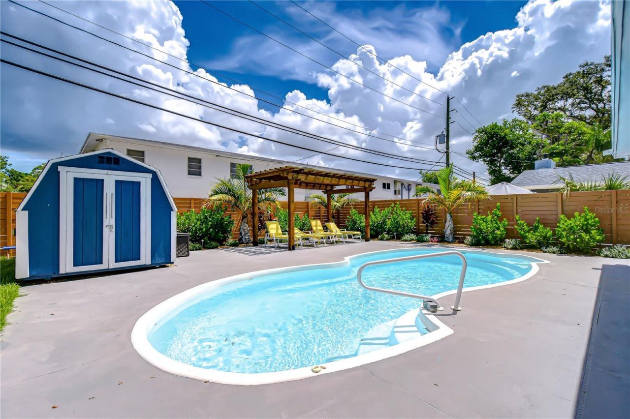 130 63rd Street S, Saint Petersburg, FL 33707 Photo