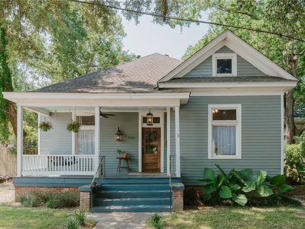 1311 Chamberlain Avenue, Mobile, AL 36604