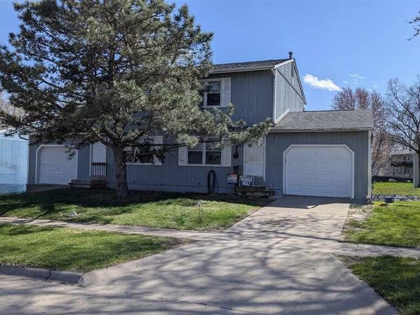 455/457 Heritage Pl, North Liberty, IA 52317