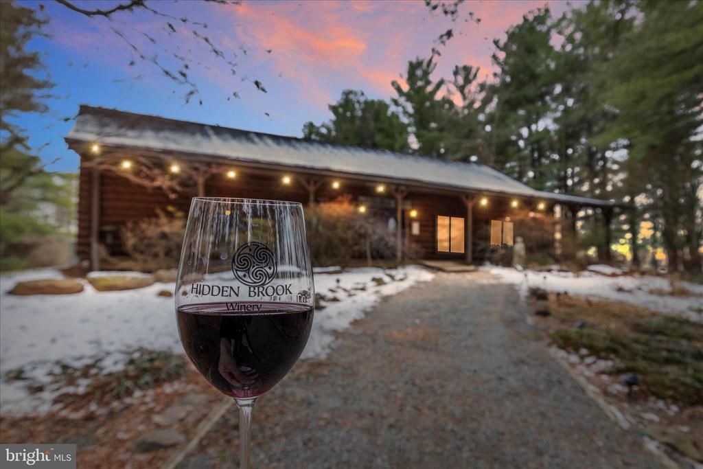 43301 Spinks Ferry Road, Leesburg, VA 20176 Main Photo