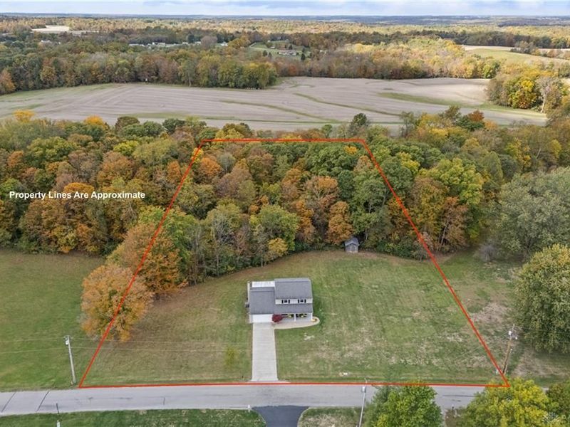 807 Linkhart Road, Vernon Township, OH 45177 Photo 2