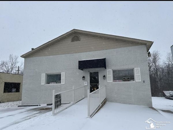 8736 SWAN CREEK Road, Newport, MI 48166