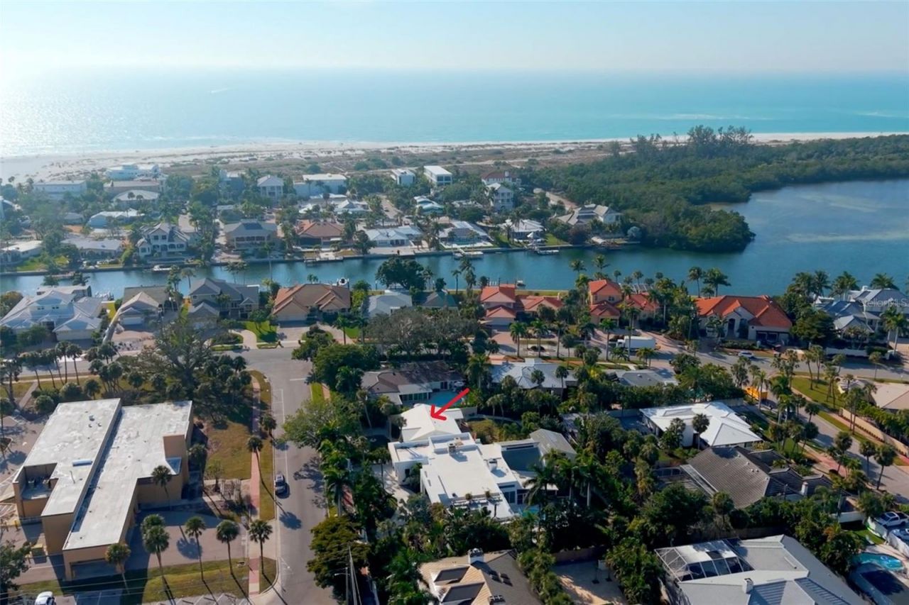 323 Madison Drive, Sarasota, FL 34236 Photo