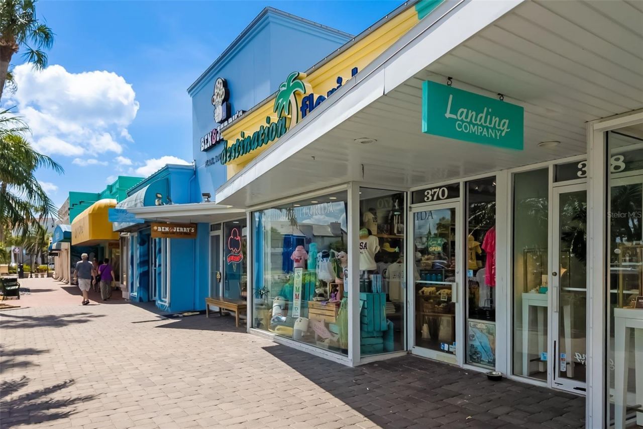 323 Madison Drive, Sarasota, FL 34236 Photo