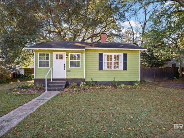 3053 Calais Street, Mobile, AL 36606
