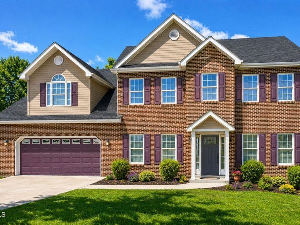 616 Kings Ridge Drive, Blountville, TN 37617