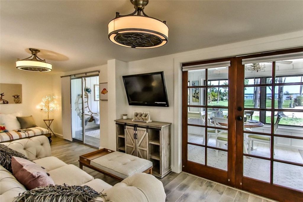 11450 S Indian River Drive, Sebastian, FL 32958 Photo