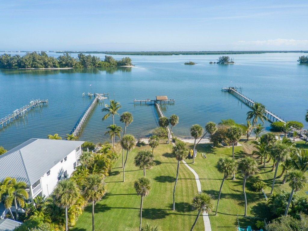 11450 S Indian River Drive, Sebastian, FL 32958 Photo