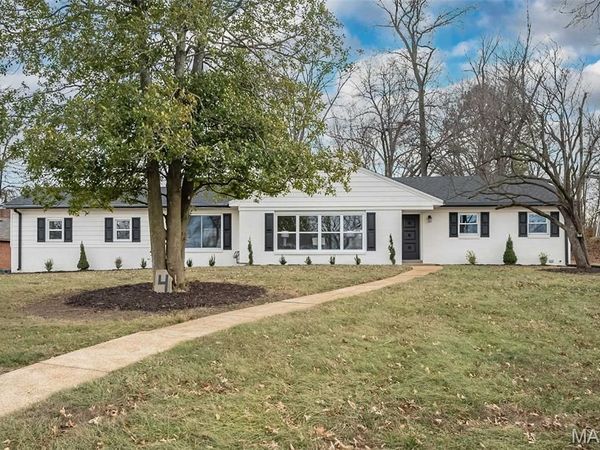4 Westminster Drive, Sappington, MO 63126