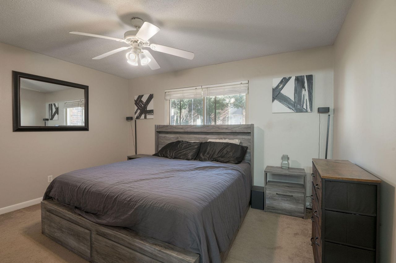 401 Andrea Lane Photo 14