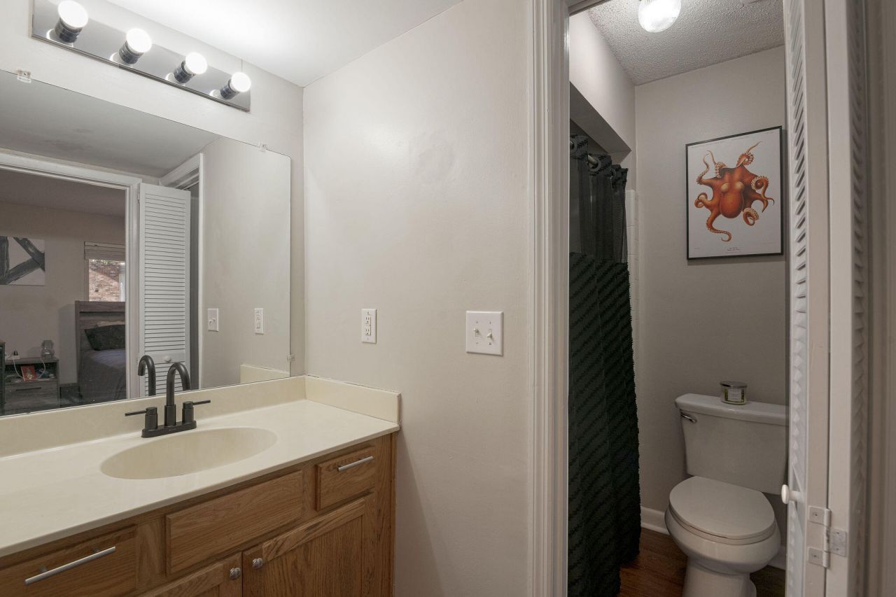 401 Andrea Lane Photo 14