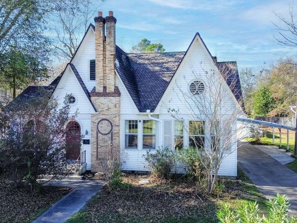 111 N Lombard Street, Opelousas, LA 70570