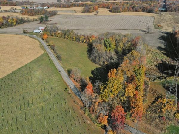 W Wagner Road, Buchanan, MI 49107