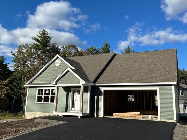 16 Juliana Ave., Nashua, NH 03064