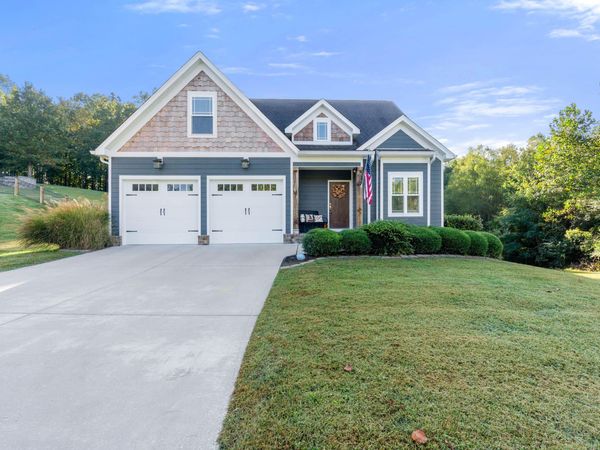 1121 Natural Way, Soddy Daisy, TN 37379