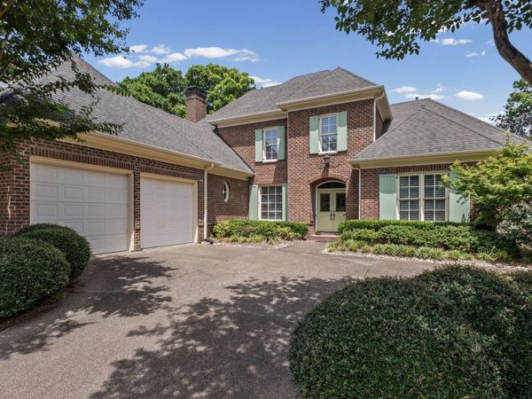 182 S BRENRICH CV, Memphis, TN 38117