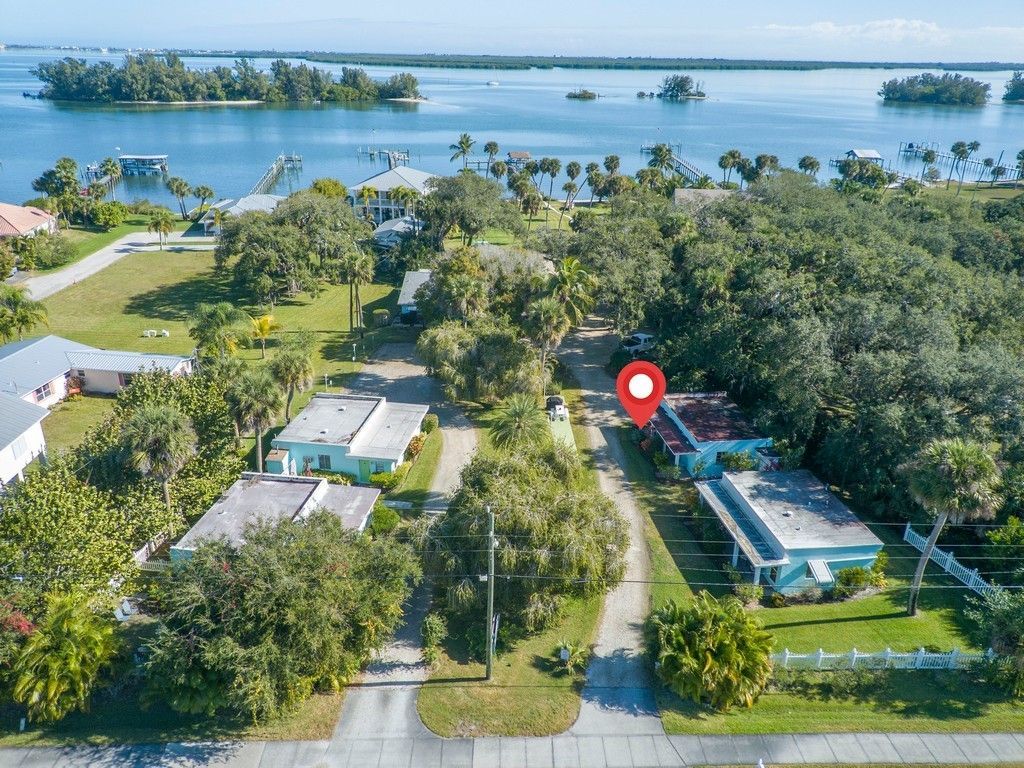 11450 S Indian River Drive, Sebastian, FL 32958 Photo