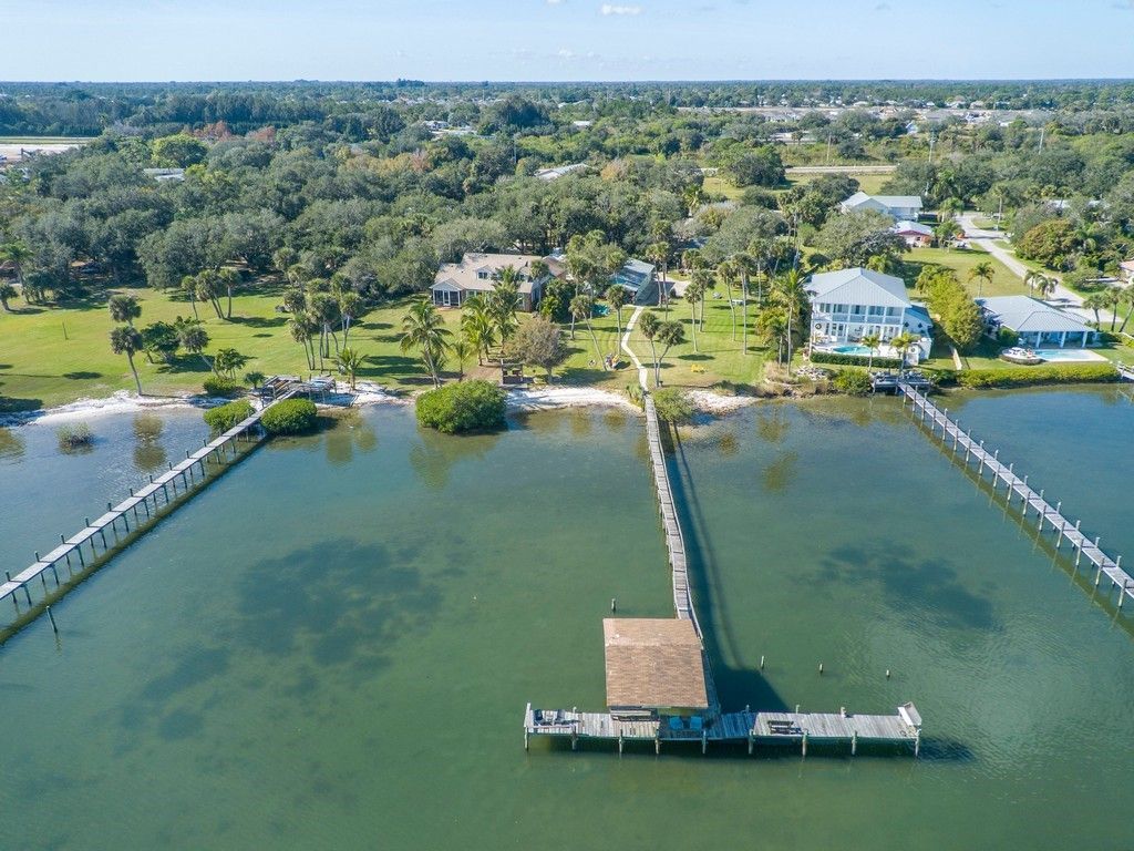 11450 S Indian River Drive, Sebastian, FL 32958 Photo