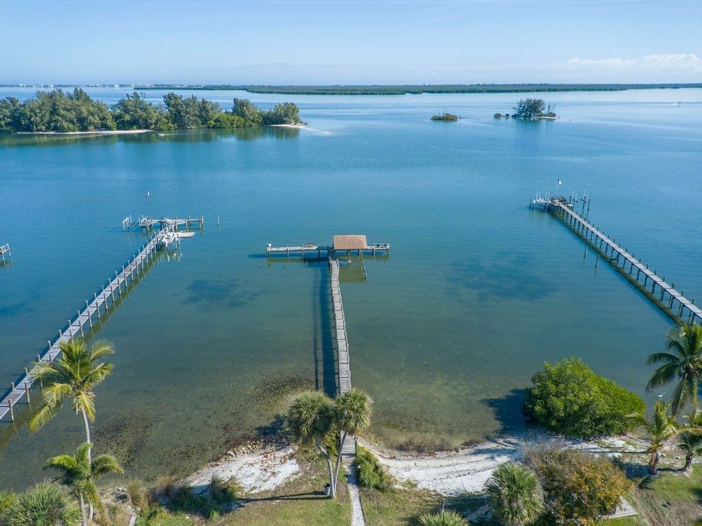 11450 S Indian River Drive, Sebastian, FL 32958 Photo