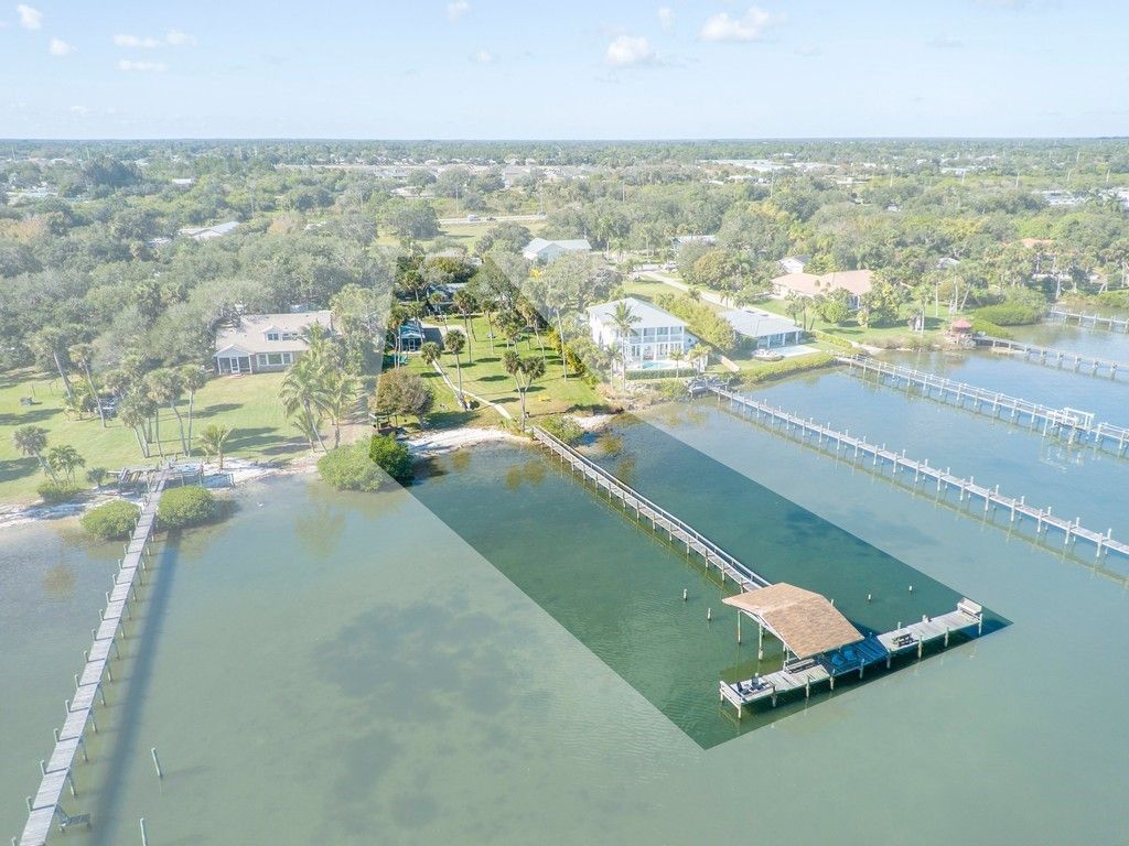 11450 S Indian River Drive, Sebastian, FL 32958 Photo