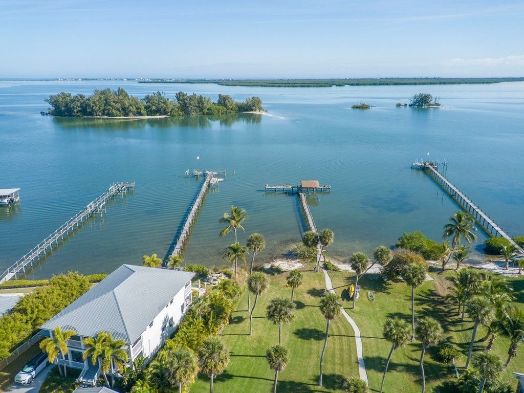 11450 S Indian River Drive, Sebastian, FL 32958 Photo