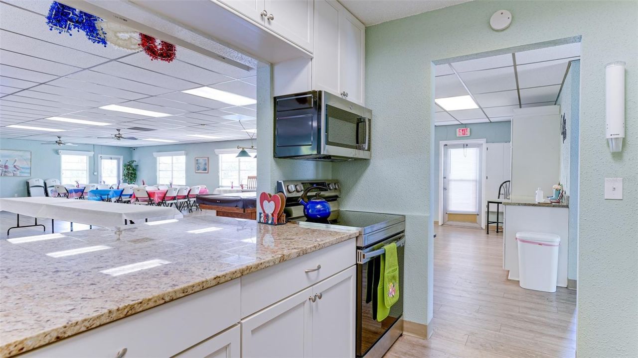 3647 Lake Bayshore Drive, Unit J416, Bradenton, FL 34205 Photo