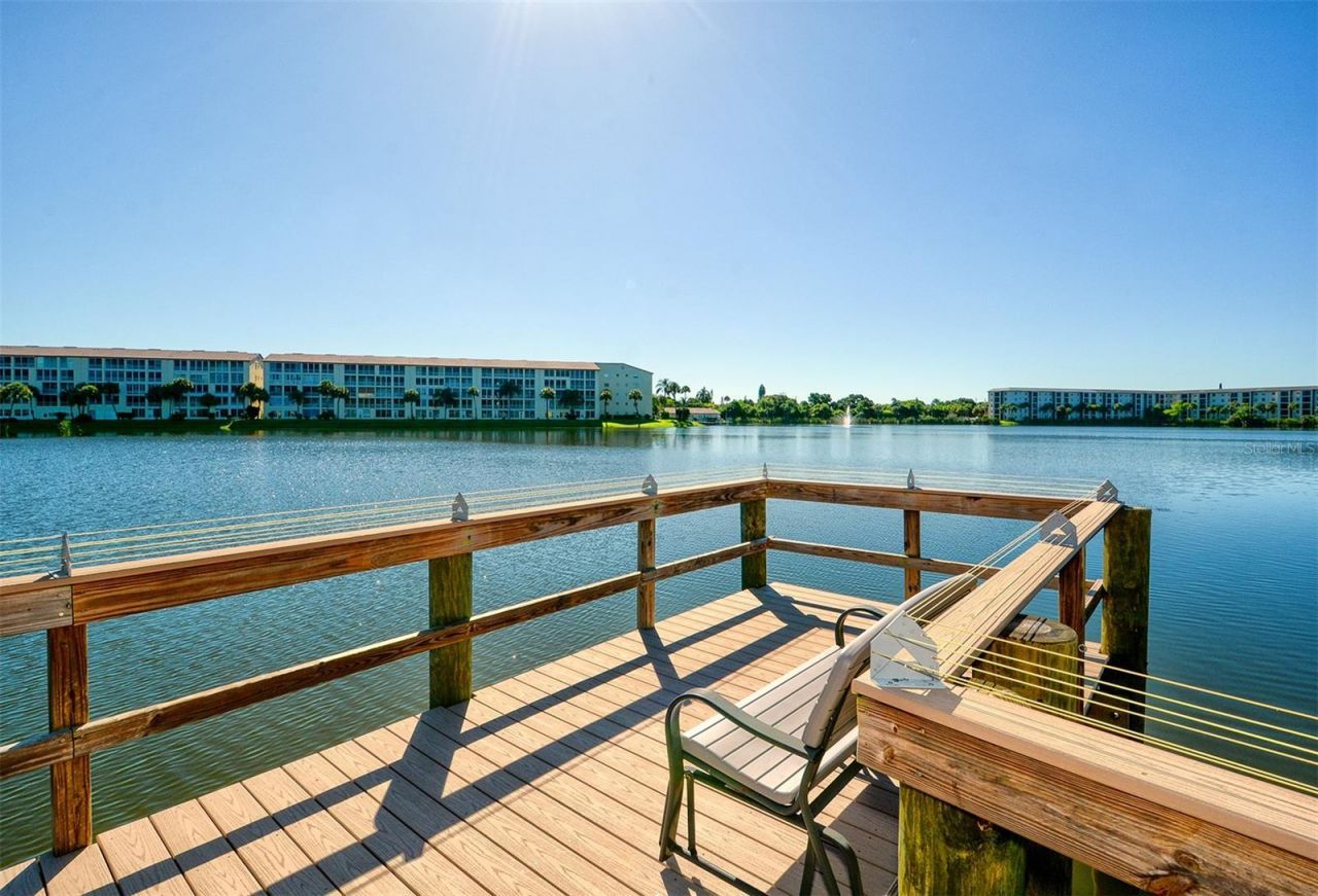 3647 Lake Bayshore Drive, Unit J416, Bradenton, FL 34205 Photo