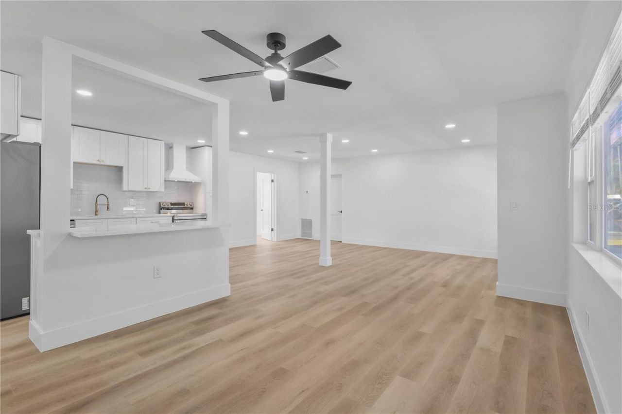 4300 28th Avenue N, Saint Petersburg, FL 33713 Photo