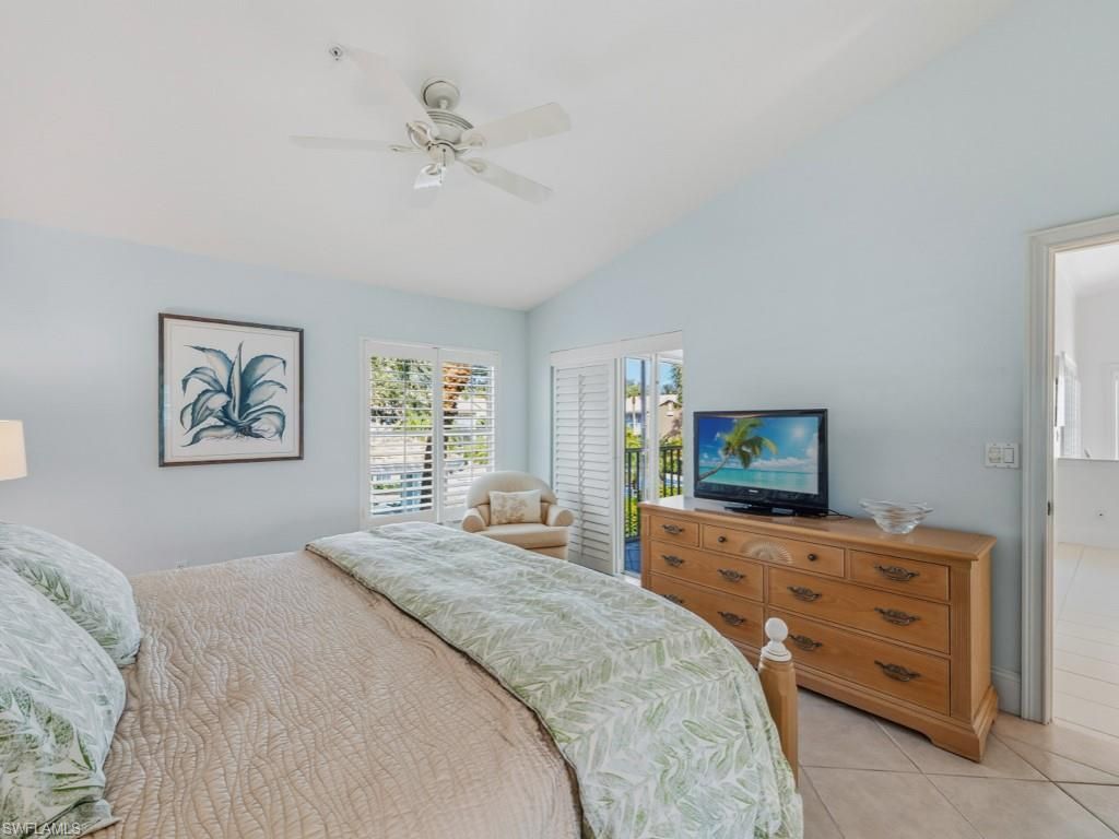 24797 Lakemont Cove Ln, Unit 204, Bonita Springs, FL 34134 Photo