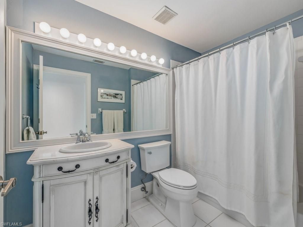 24797 Lakemont Cove Ln, Unit 204, Bonita Springs, FL 34134 Photo