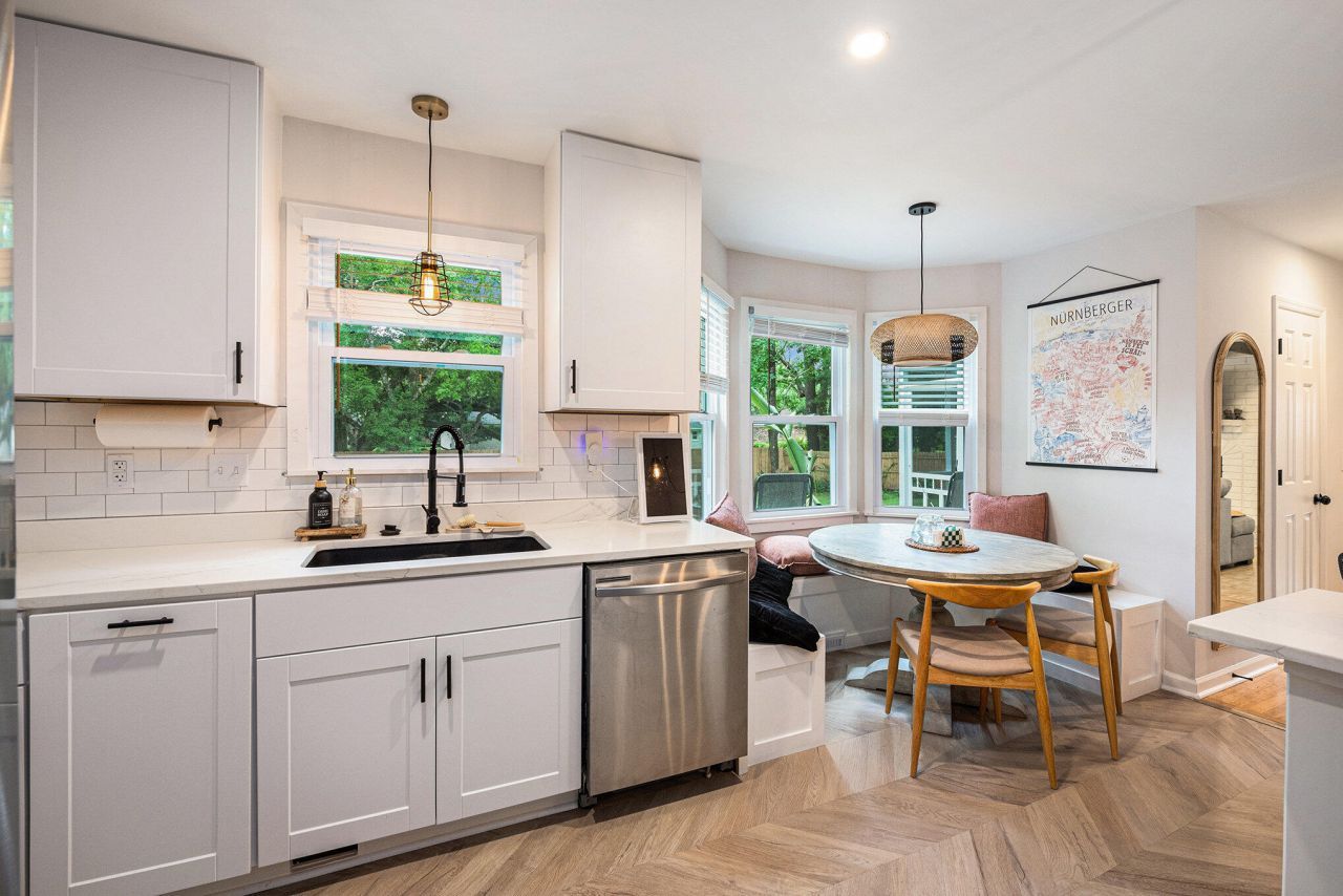 1861 Cattail Row Photo 8