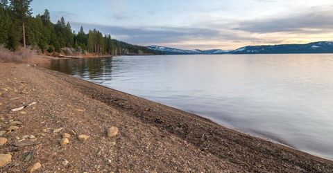 5823 Highway 147, Lake Almanor, CA 00000 Photo