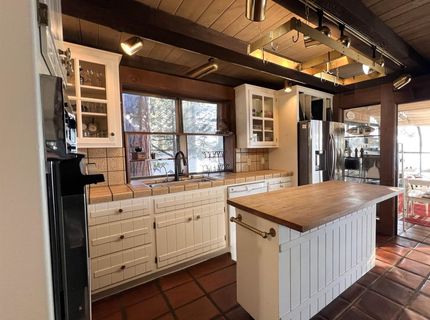 5823 Highway 147, Lake Almanor, CA 00000 Photo