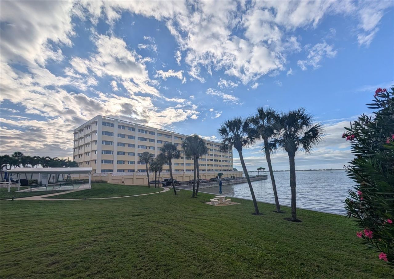 100 Bluff View Drive, Unit 105C, Belleair Bluffs, FL 33770 Photo