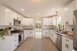 228 Dons Lane photo 4