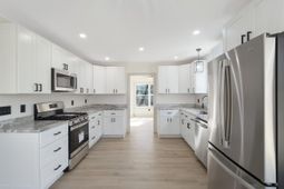 228 Dons Lane photo 4