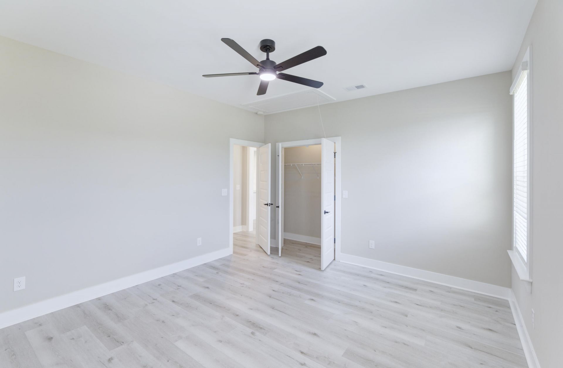 220 Scotch Range Road Photo 31