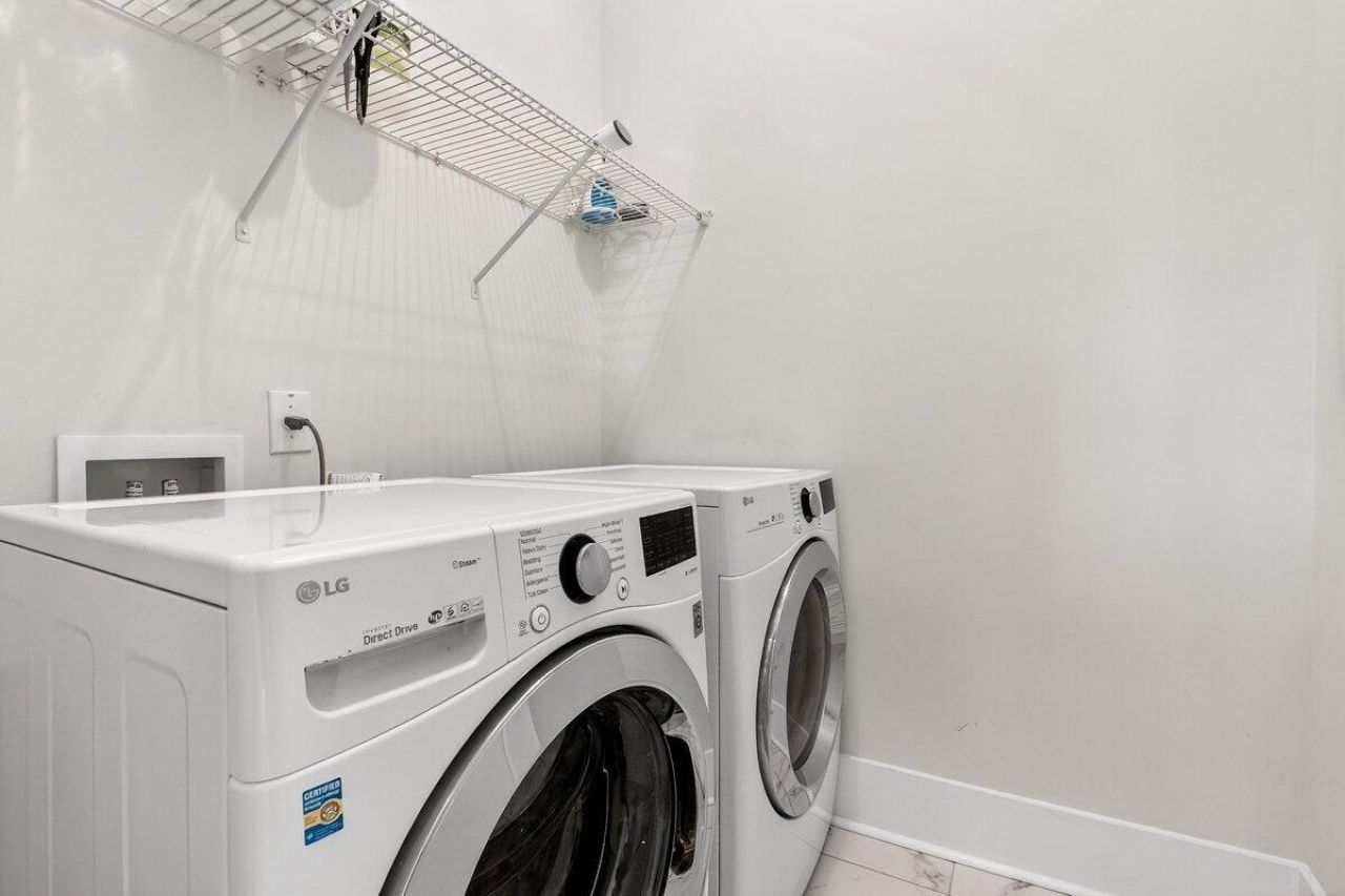 285 Great Lawn Drive Photo 14