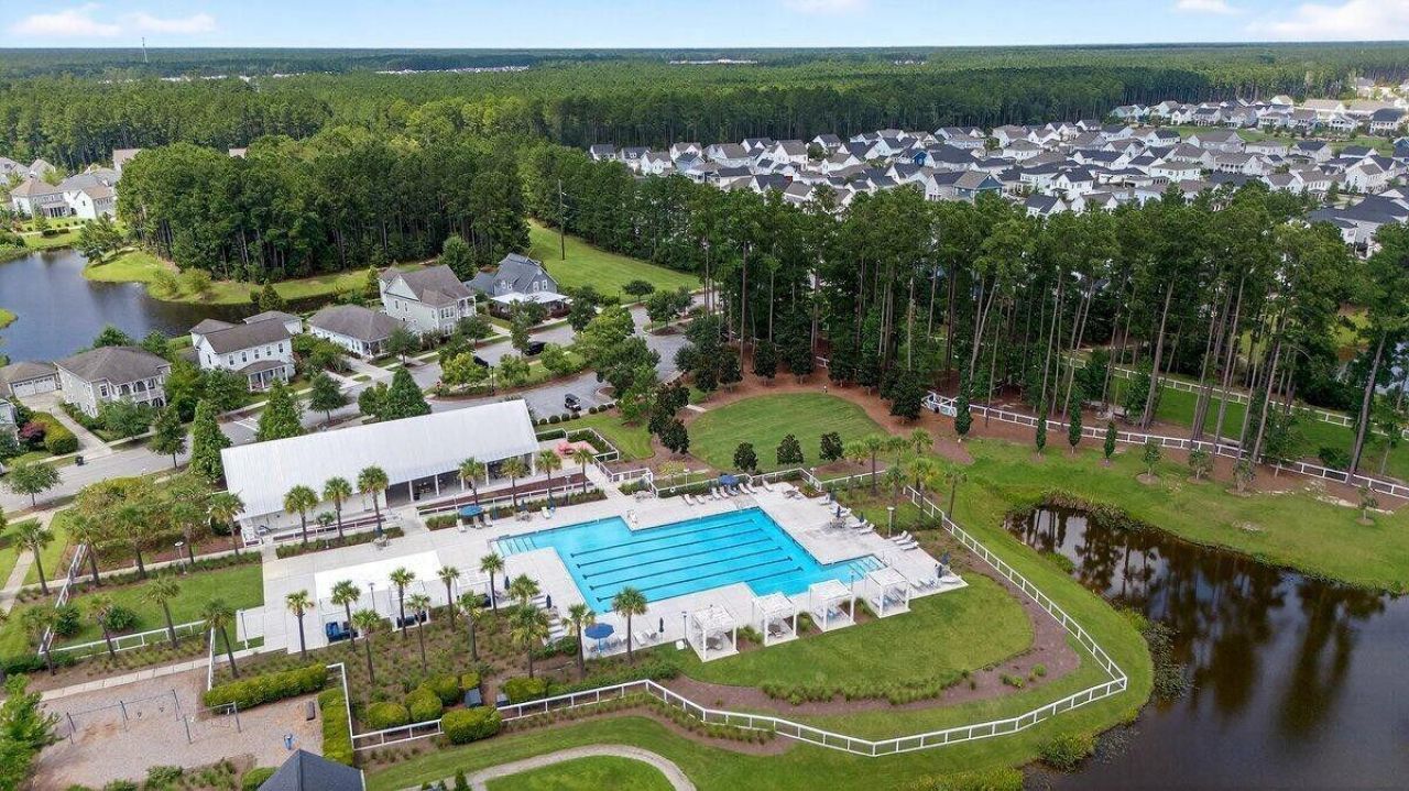 285 Great Lawn Drive Photo 44