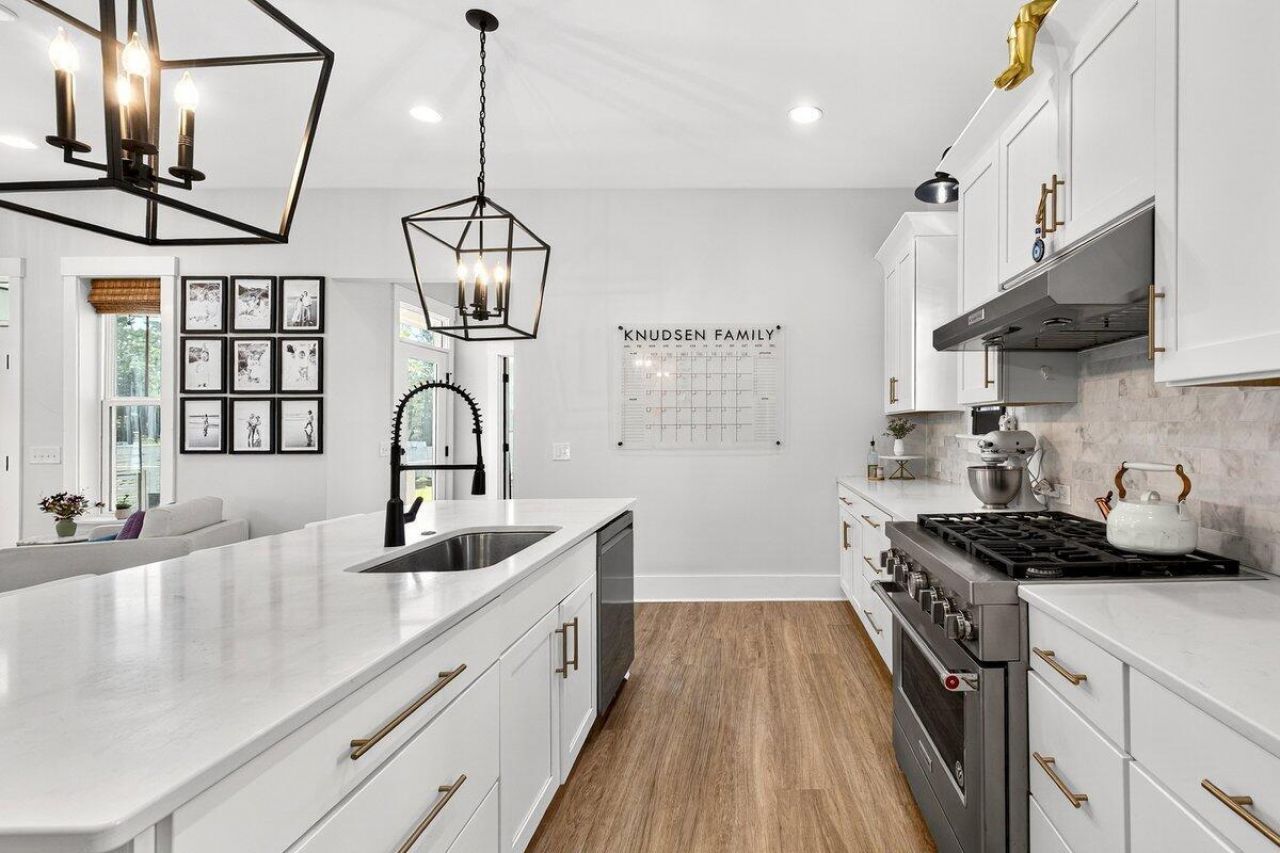 285 Great Lawn Drive Photo 6