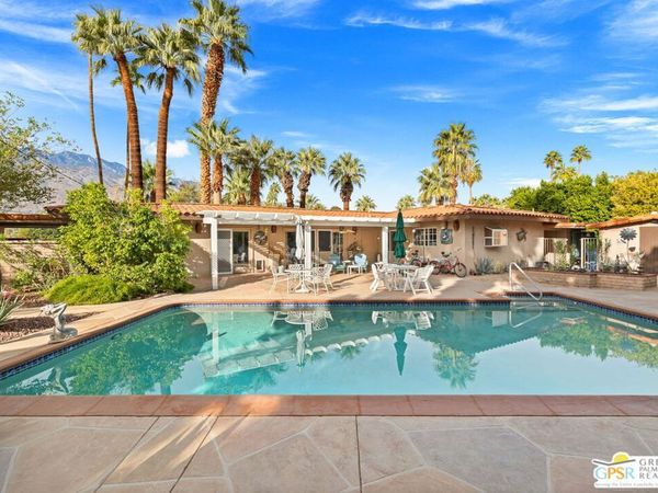 344 N Sunset Way, Palm Springs, CA 92262